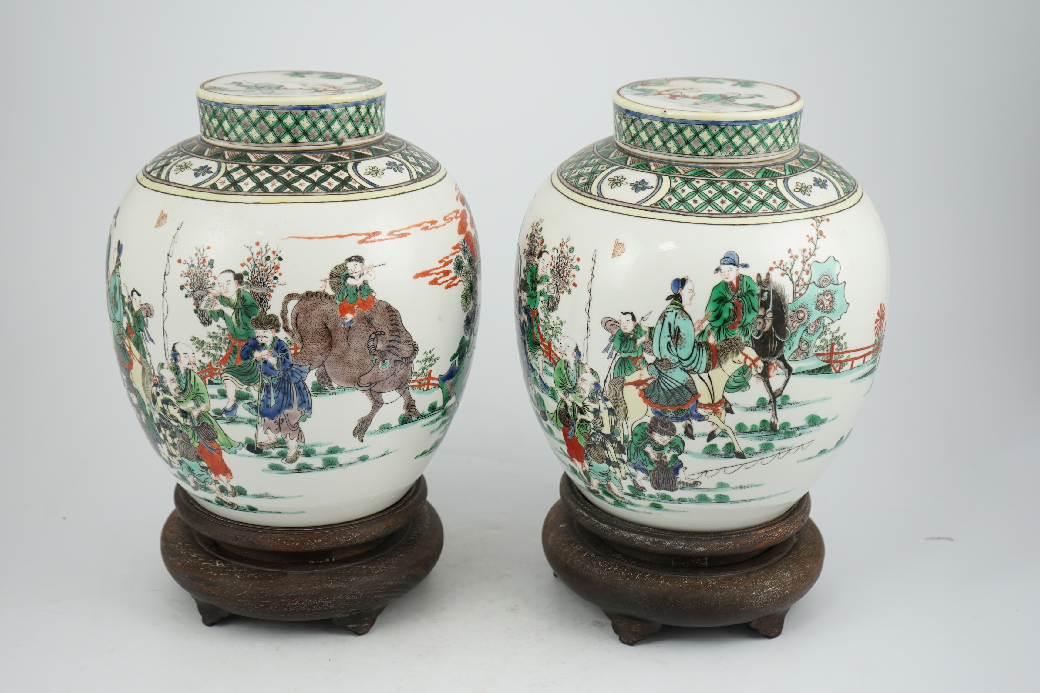 A pair of large Chinese famille verte globular jars and covers, early 20th century